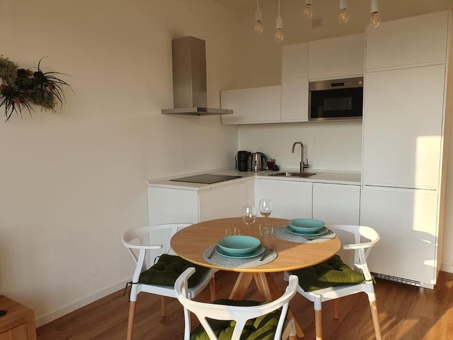 Sunhouse - Nuovo Accogliente Bilocale Apartment Milan Luaran gambar